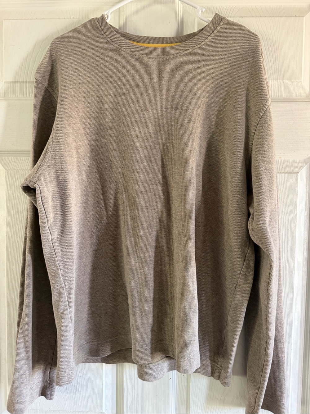 GAP Men's Crewneck Sweater in Taupe